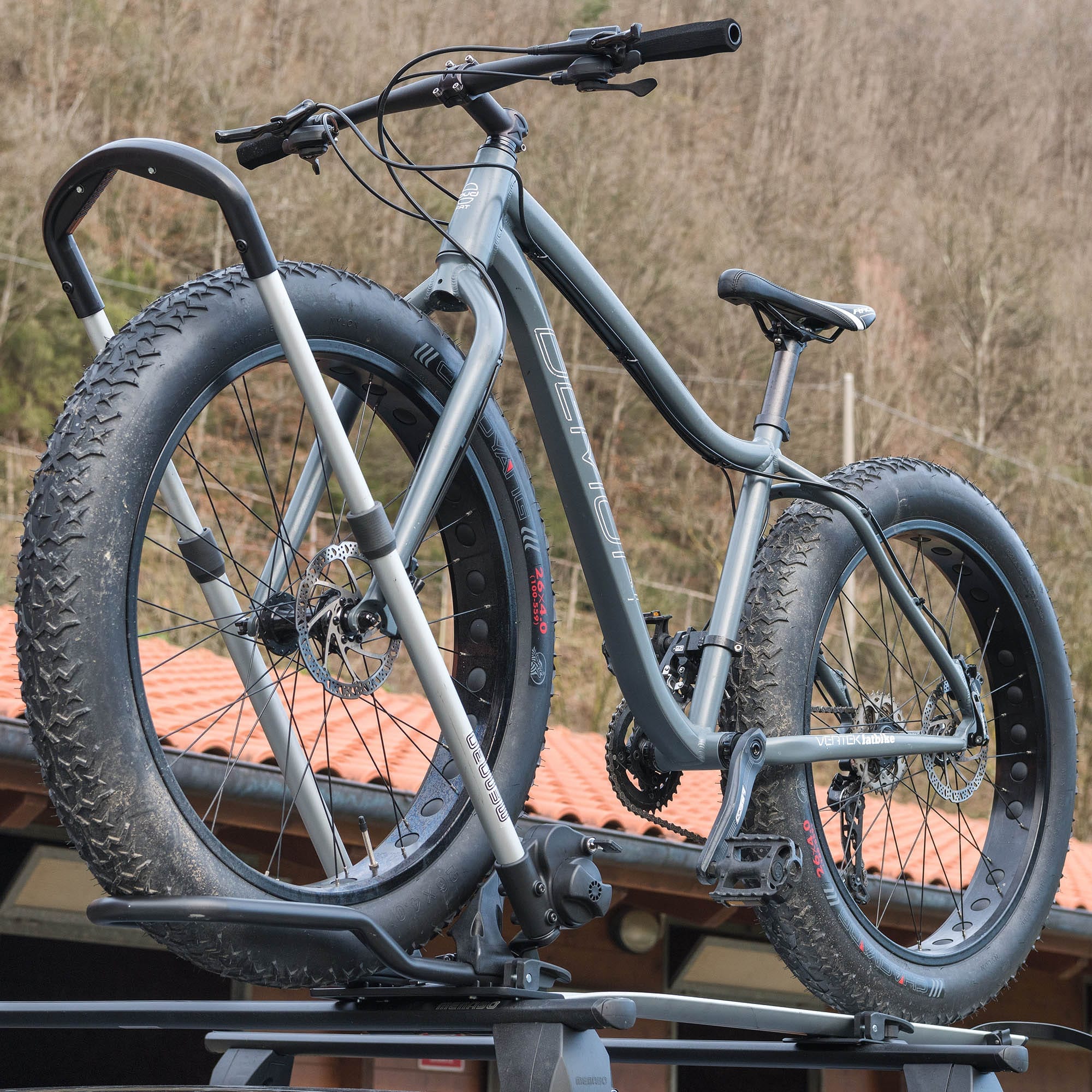 Menabo Chrono roof bike rack - CoolaLiving.ie - %image_id%