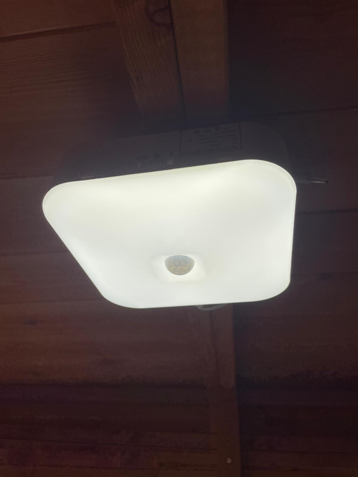 USB Rechargeable Powered Shed Light - CoolaLiving.ie - %image_id%