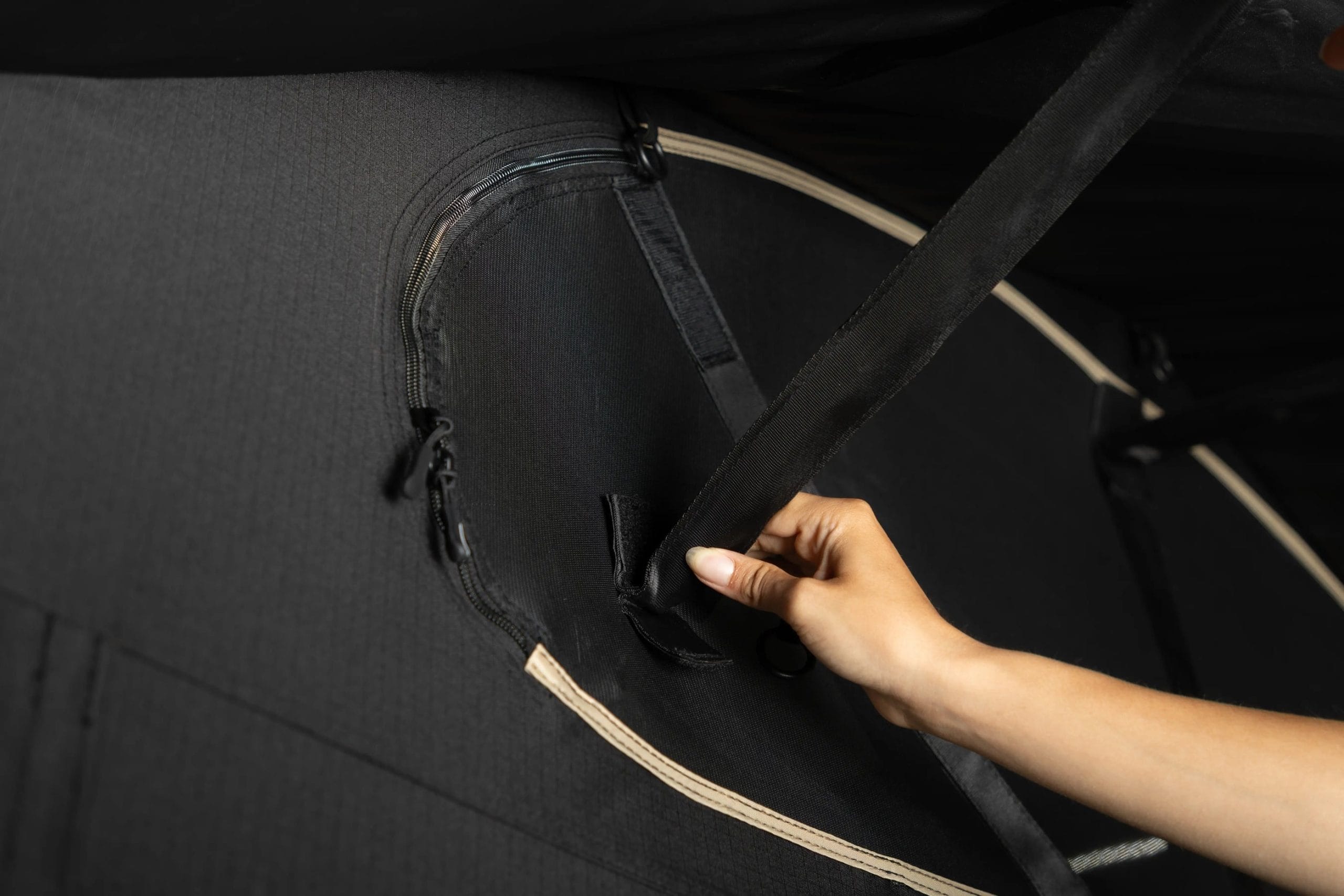 Carcamp ALBA 2 Person & 4 season tent - CoolaLiving.ie - %image_id%